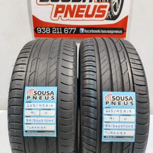 2 pneus semi novos 225-45R17 Bridgestone - Oferta dos Portes