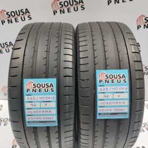 2 pneus semi novos 225/40R18 Yokohama - Oferta dos Portes