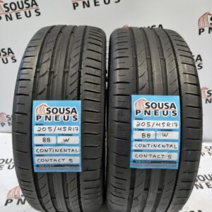 2 Pneus semi novos 205/45R17 Continental Contact 5 - Oferta da Entrega